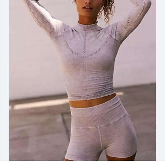 NWT Free People Movement Good Karma Ice Grey High Neck Layering Top - Picture 4 of 8